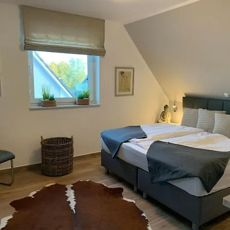 Haus Seeblick Modern Retreat Goehren-Lebbin