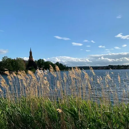 Prázdninový dům Haus Seeblick Modern Retreat